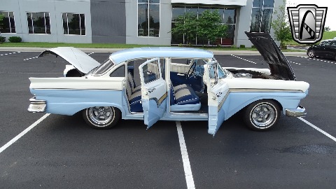 1957 Ford Custom image 150