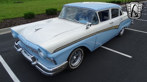 1957 Ford Custom image 27