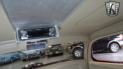 1934 Ford 3 Window image 137