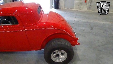 1934 Ford 3 Window image 39