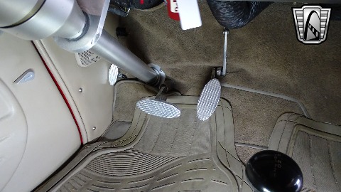 1934 Ford 3 Window image 120