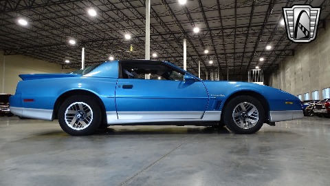 1988 Pontiac Firebird Trans-Am image 28