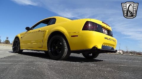 1999 Ford Mustang image 25