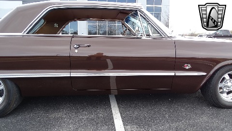 1963 Chevrolet Impala image 34