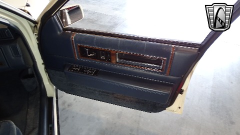 1988 Cadillac Sedan DeVille image 109