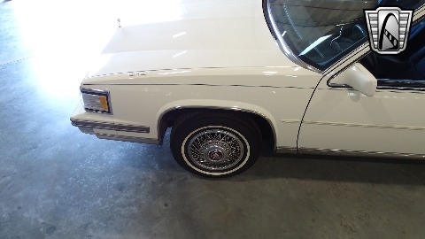 1988 Cadillac Sedan DeVille image 40