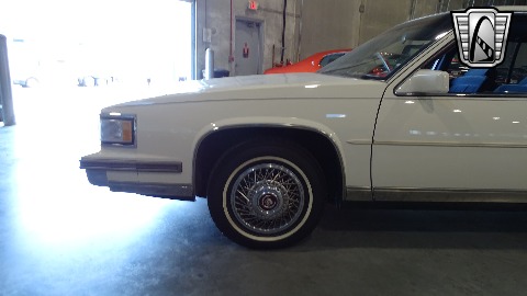 1988 Cadillac Sedan DeVille image 41