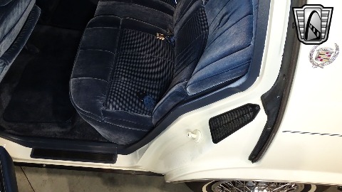 1988 Cadillac Sedan DeVille image 148