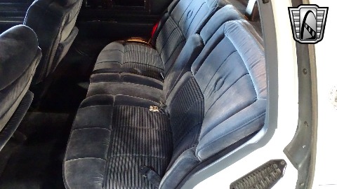 1988 Cadillac Sedan DeVille image 149