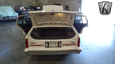 1988 Cadillac Sedan DeVille image 51