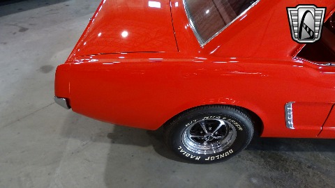 1965 Ford Mustang image 32