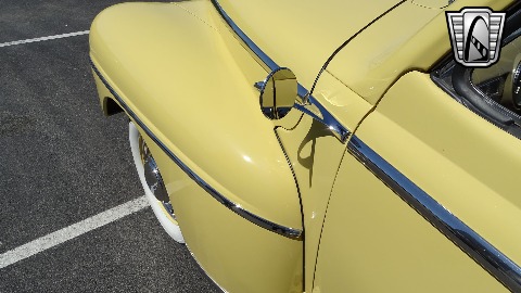 1947 Ford Super Deluxe image 108