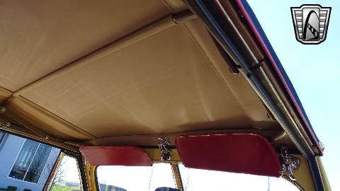 1947 Ford Super Deluxe image 114