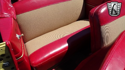 1947 Ford Super Deluxe image 142