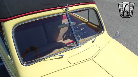 1947 Ford Super Deluxe image 91