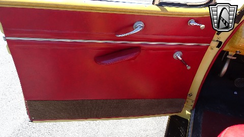 1947 Ford Super Deluxe image 144