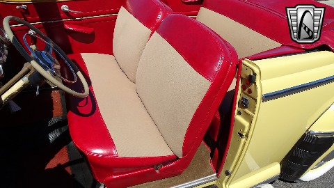 1947 Ford Super Deluxe image 147