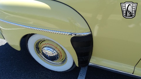 1947 Ford Super Deluxe image 96