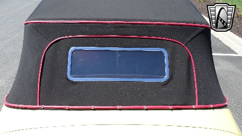 1947 Ford Super Deluxe image 98