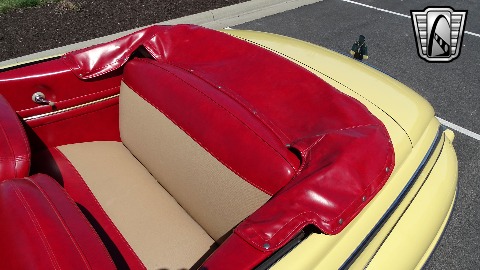 1947 Ford Super Deluxe image 126