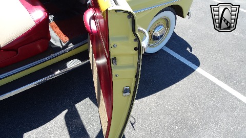 1947 Ford Super Deluxe image 128