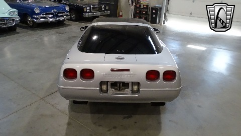 1996 Chevrolet Corvette image 9