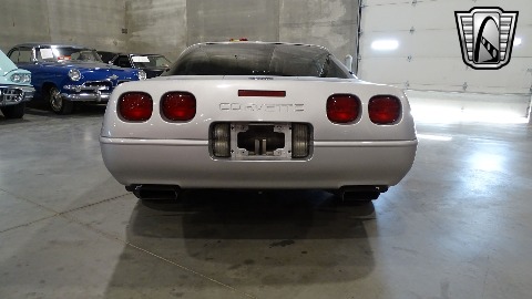 1996 Chevrolet Corvette image 17