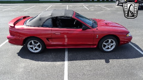 1998 Ford Mustang image 12