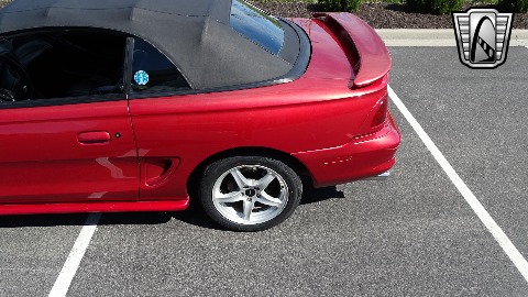 1998 Ford Mustang image 39