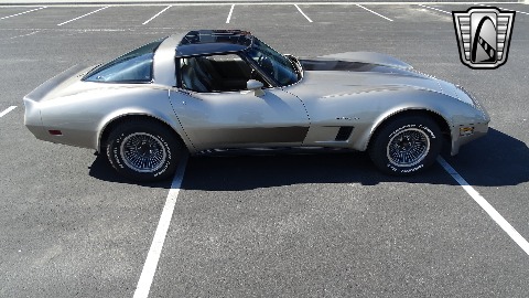 1982 Chevrolet Corvette image 12