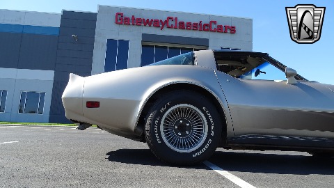 1982 Chevrolet Corvette image 38