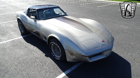 1982 Chevrolet Corvette image 13