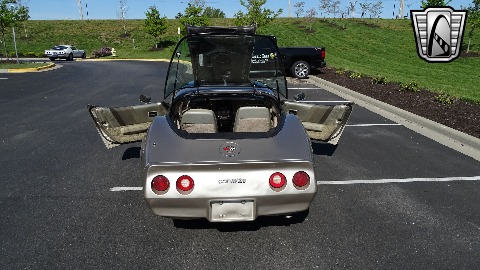 1982 Chevrolet Corvette image 91