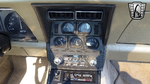1982 Chevrolet Corvette image 51