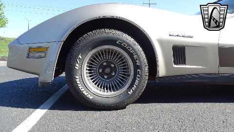 1982 Chevrolet Corvette image 155
