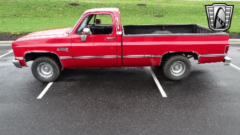 1982 GMC C1500 image 8