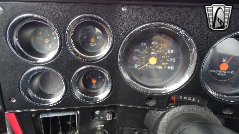 1982 GMC C1500 image 143