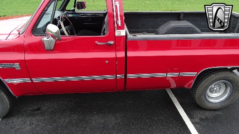 1982 GMC C1500 image 40