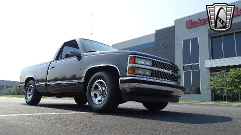 1991 Chevrolet Silverado image 29