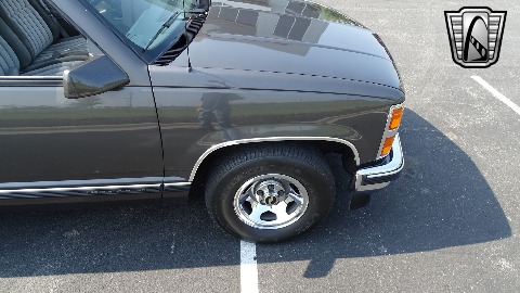 1991 Chevrolet Silverado image 30