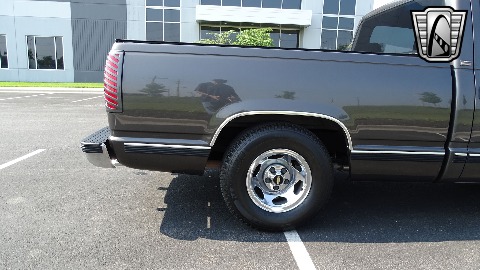 1991 Chevrolet Silverado image 33