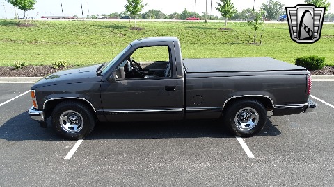 1991 Chevrolet Silverado image 8