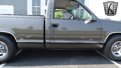 1991 Chevrolet Silverado image 34