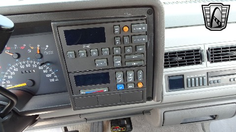 1991 Chevrolet Silverado image 138