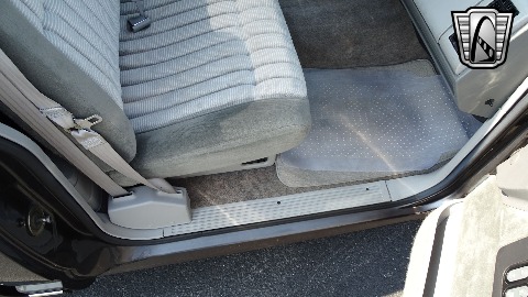 1991 Chevrolet Silverado image 119