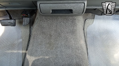 1991 Chevrolet Silverado image 126