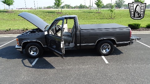 1991 Chevrolet Silverado image 50