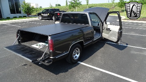 1991 Chevrolet Silverado image 53