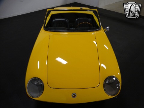 1967 Fiat 850 image 11