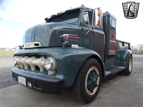 1952 Ford F6 image 4